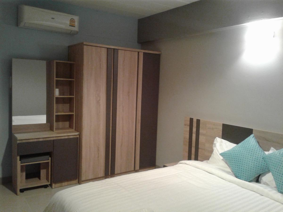 Rinrada Place Hotel ウボンラチャタニ エクステリア 写真