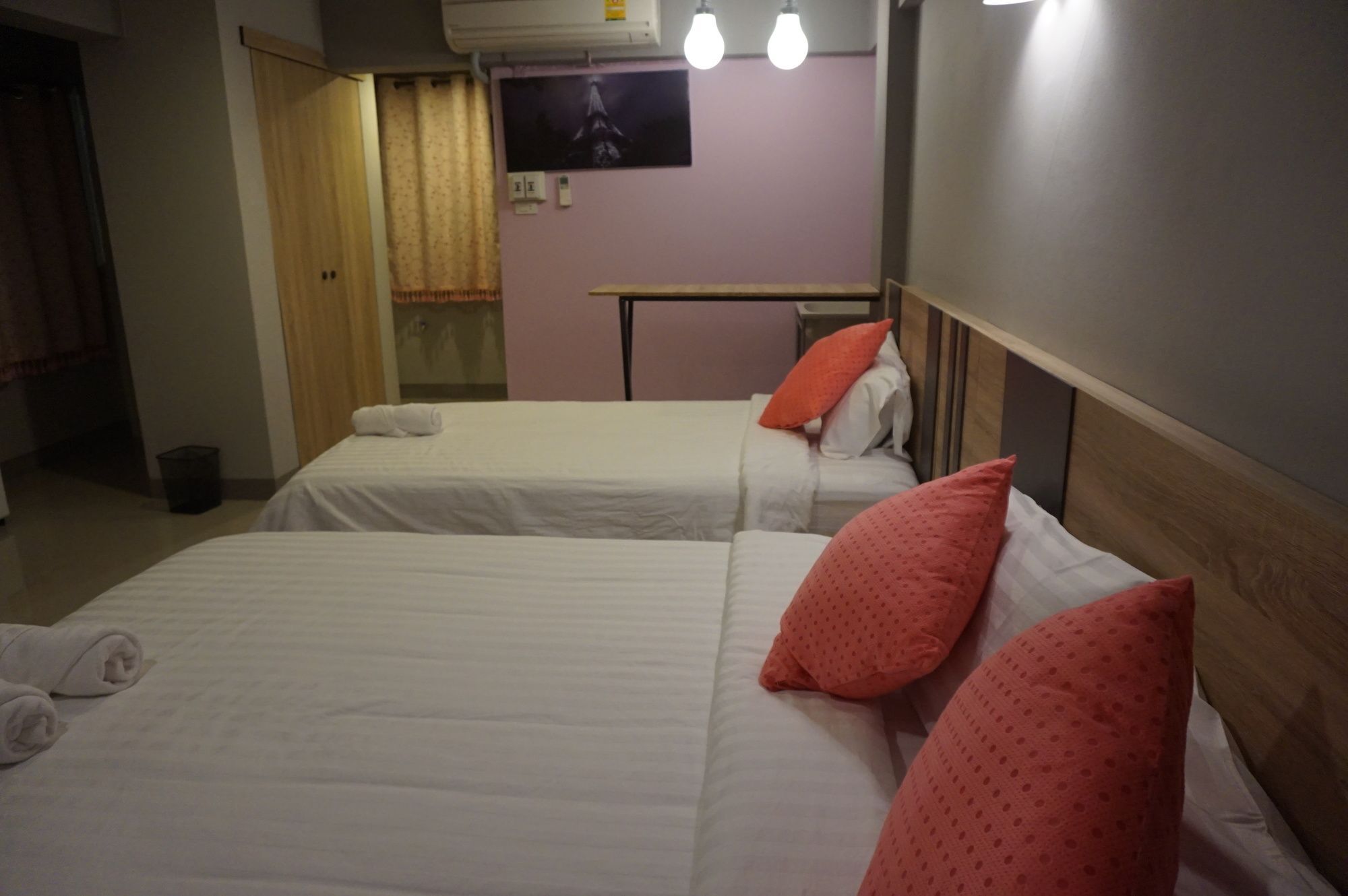 Rinrada Place Hotel ウボンラチャタニ エクステリア 写真