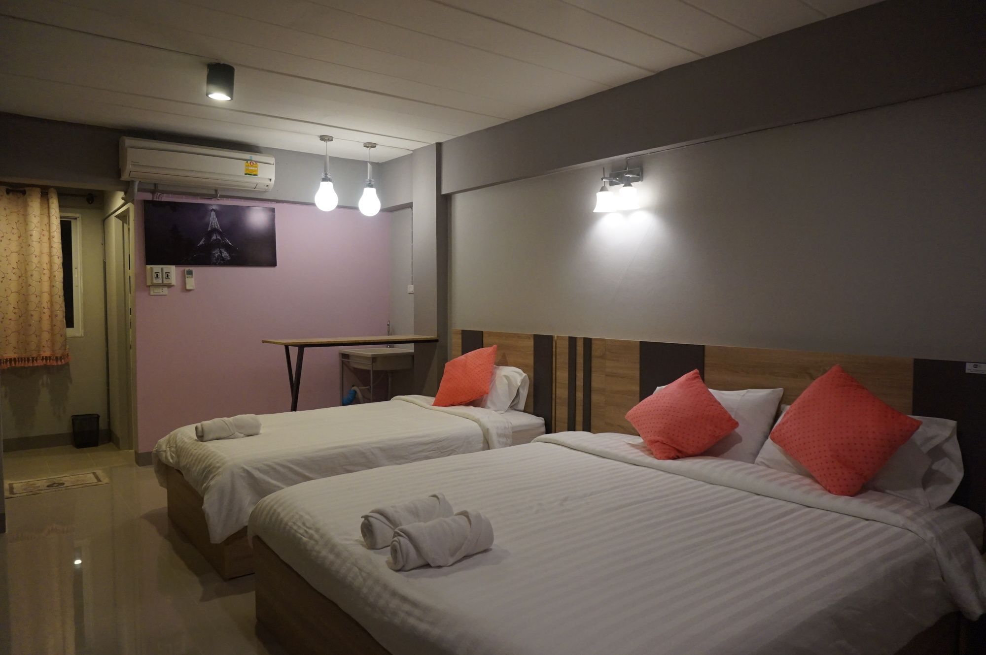 Rinrada Place Hotel ウボンラチャタニ エクステリア 写真