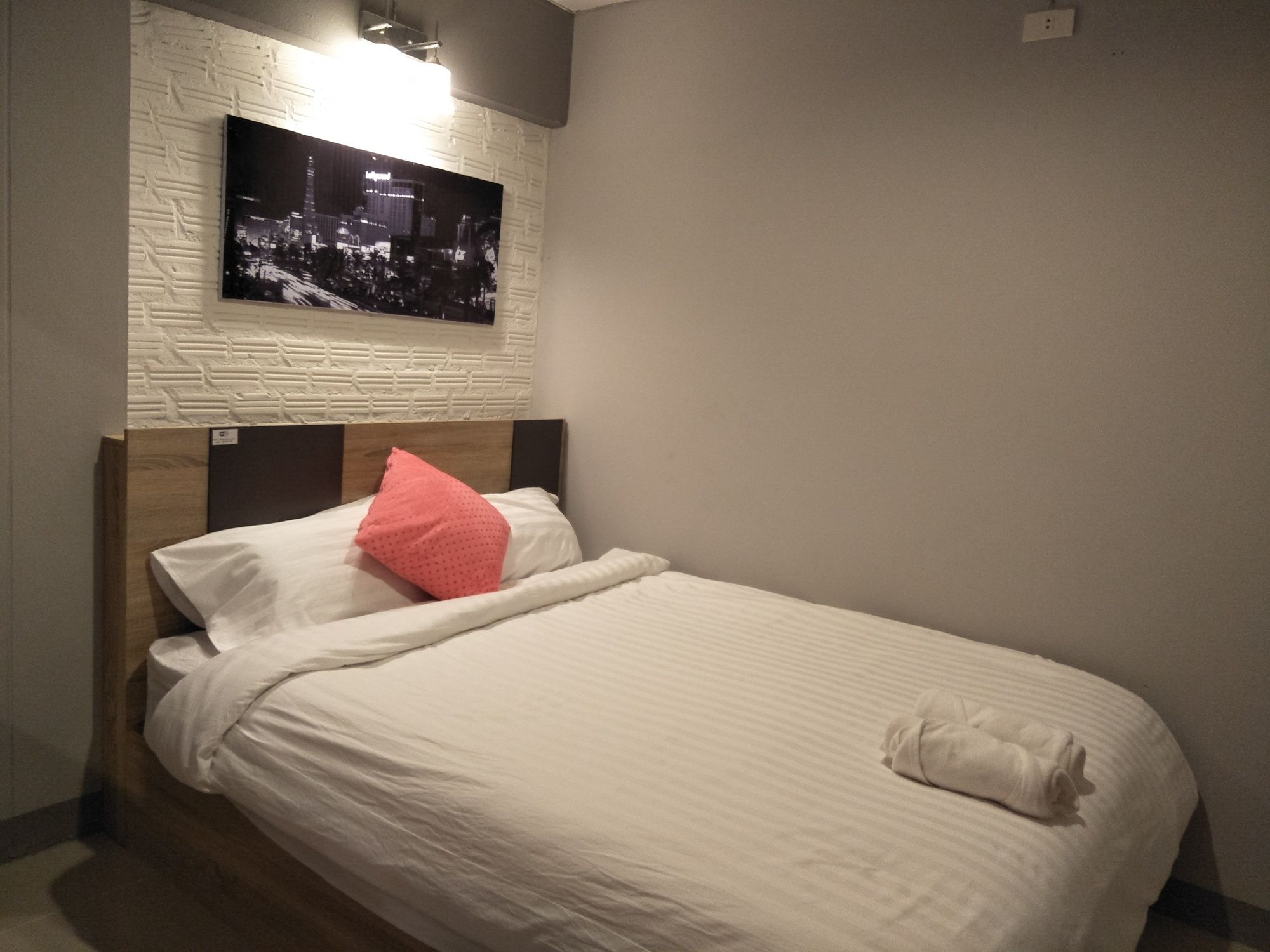 Rinrada Place Hotel ウボンラチャタニ エクステリア 写真