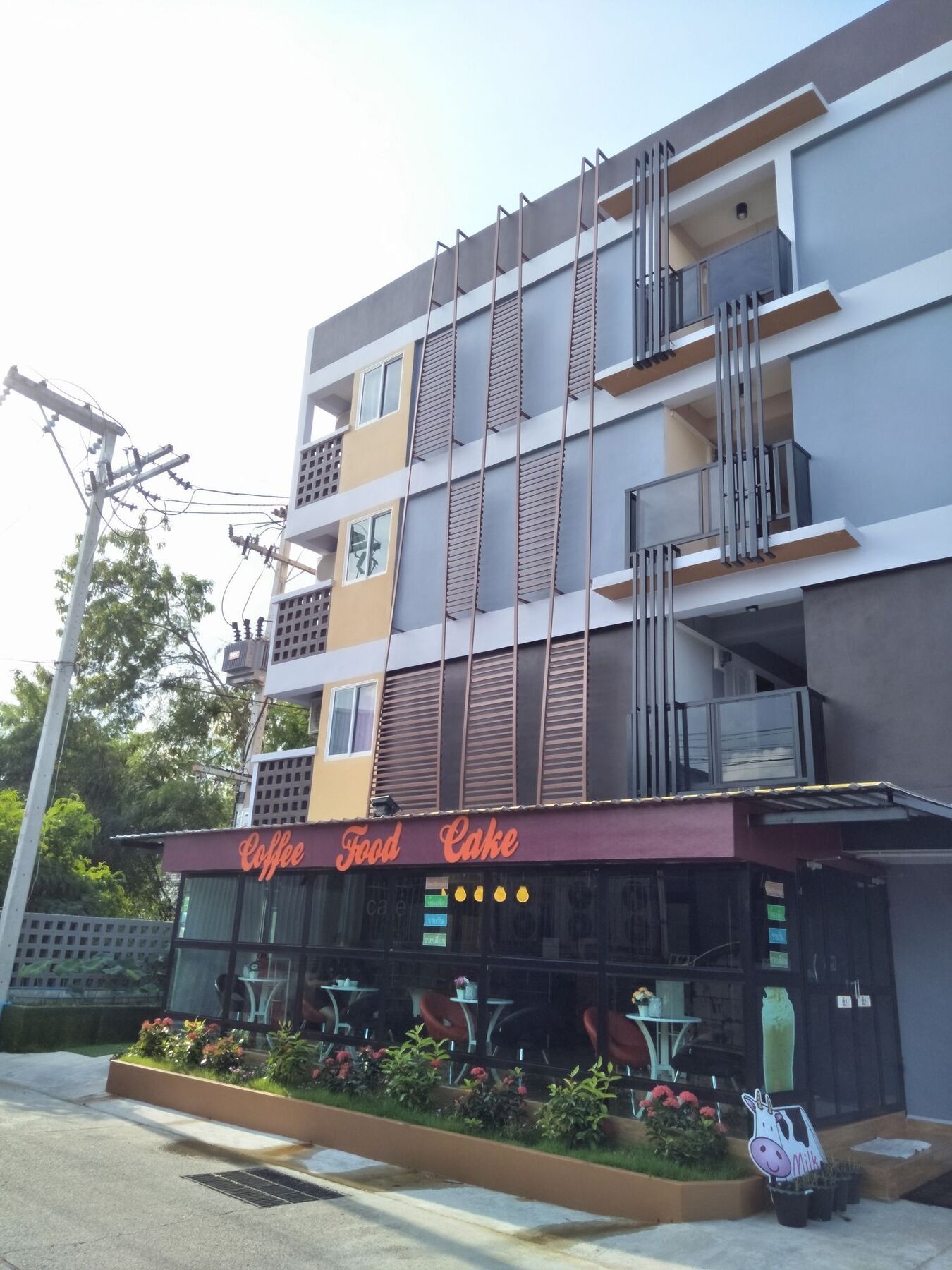 Rinrada Place Hotel ウボンラチャタニ エクステリア 写真